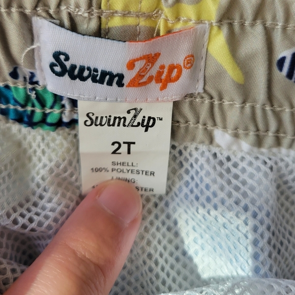 Swimzip Boys Shark Feast Swim Trunks Shorts With Liner Size 2T - Picture 6 of 10